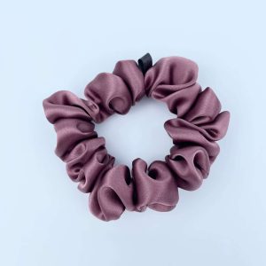 Dark Mauve Queen