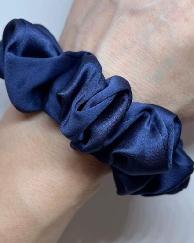 Navy Blue gumička Queen