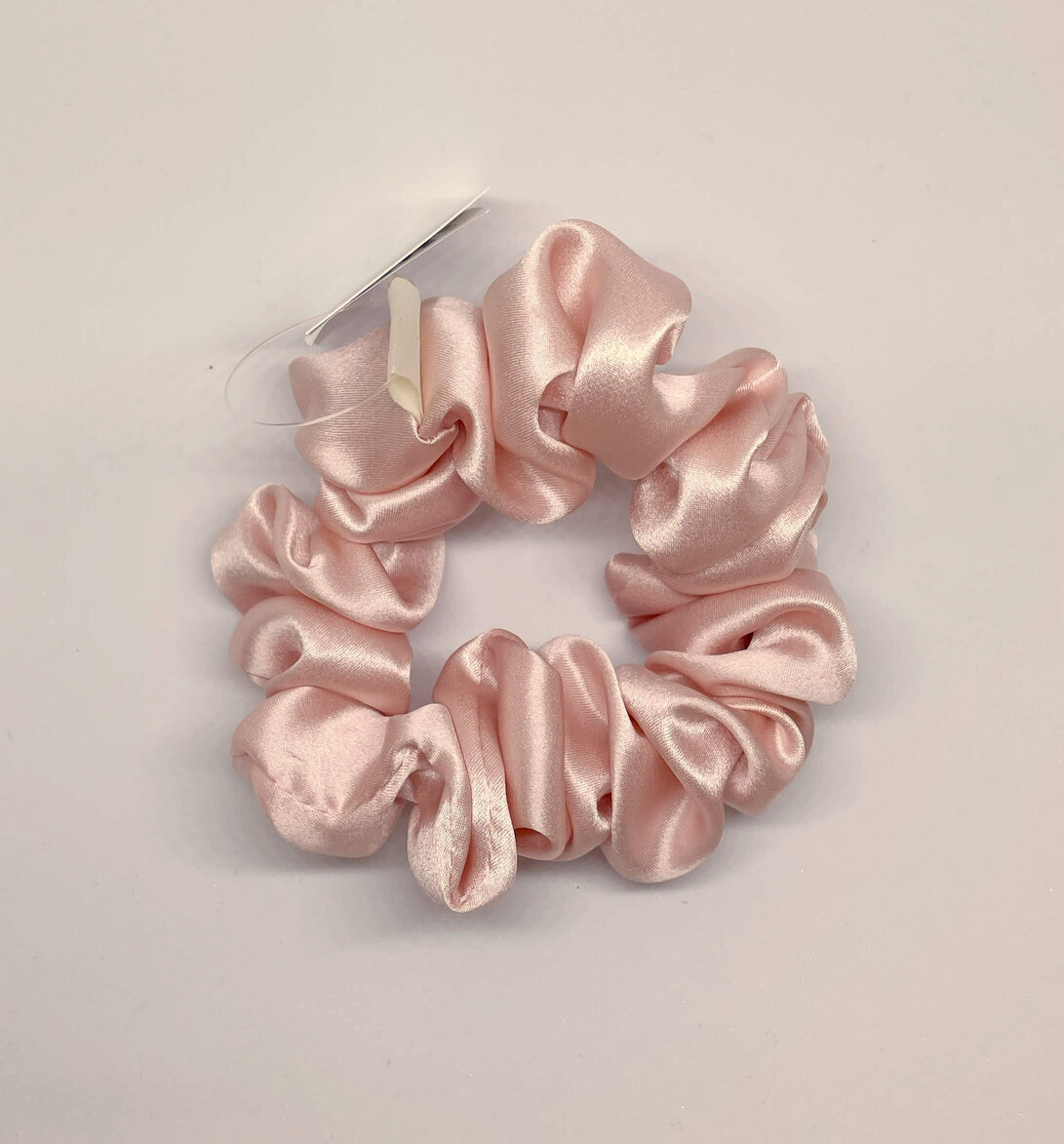 Baby pink gumička Queen – Obrázok 2